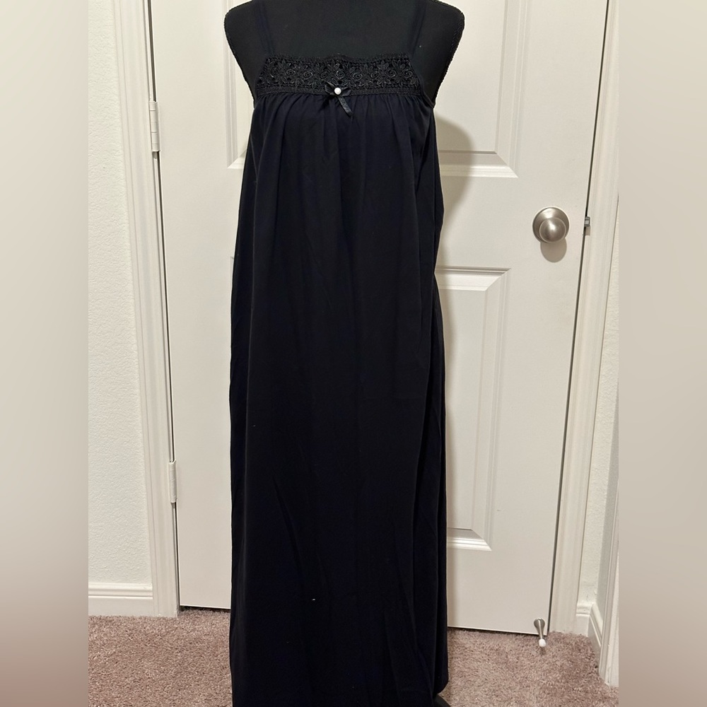 Honeydew brand Women’s maxi dress